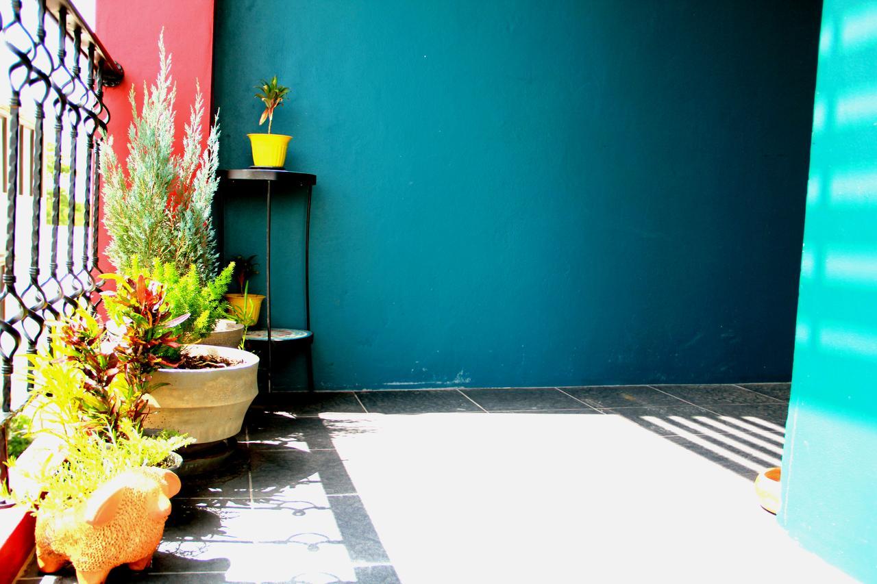 Отель Mulberry House Pak Thong Chai Экстерьер фото